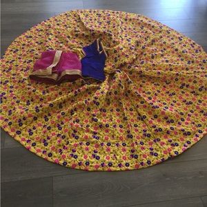 Indian Pakistani saree chaniya choli lehenga Bollywood wedding navrayri dance